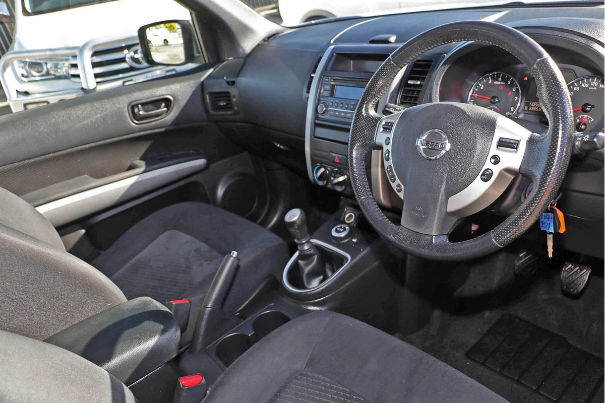 2012 Nissan X-TRAIL ST T31