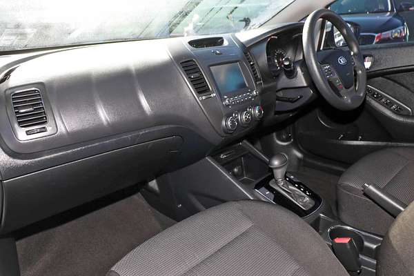 2017 Kia Cerato S YD