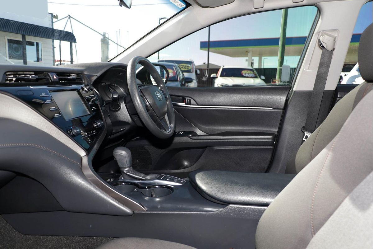 2020 Toyota Camry Ascent AXVH71R
