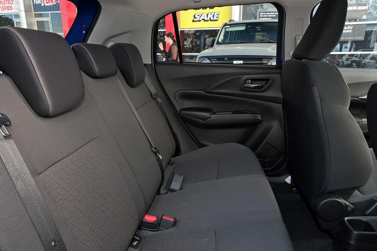 2024 Suzuki Swift Hybrid GLX UZ