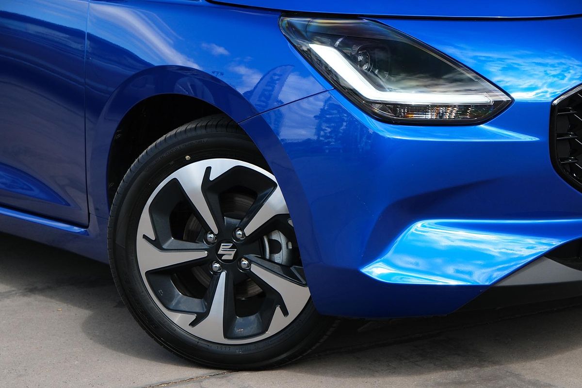 2024 Suzuki Swift Hybrid GLX UZ