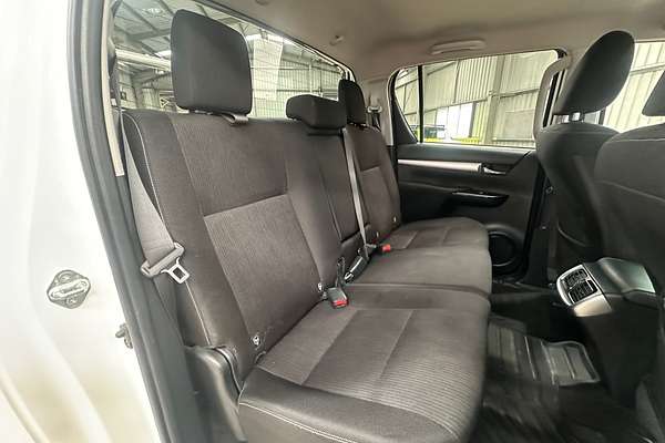 2021 Toyota Hilux SR5 GUN126R 4X4