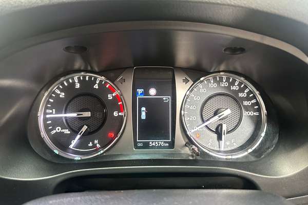 2021 Toyota Hilux SR5 GUN126R 4X4