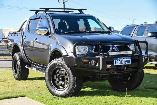 2011 Mitsubishi Triton GLX-R MN 4X4