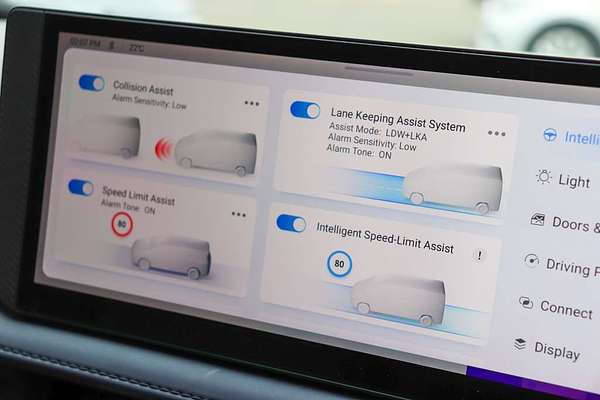 2024 LDV Deliver 7 LWB
