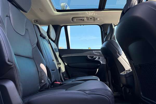 2023 Volvo XC90 Ultimate B6 Bright