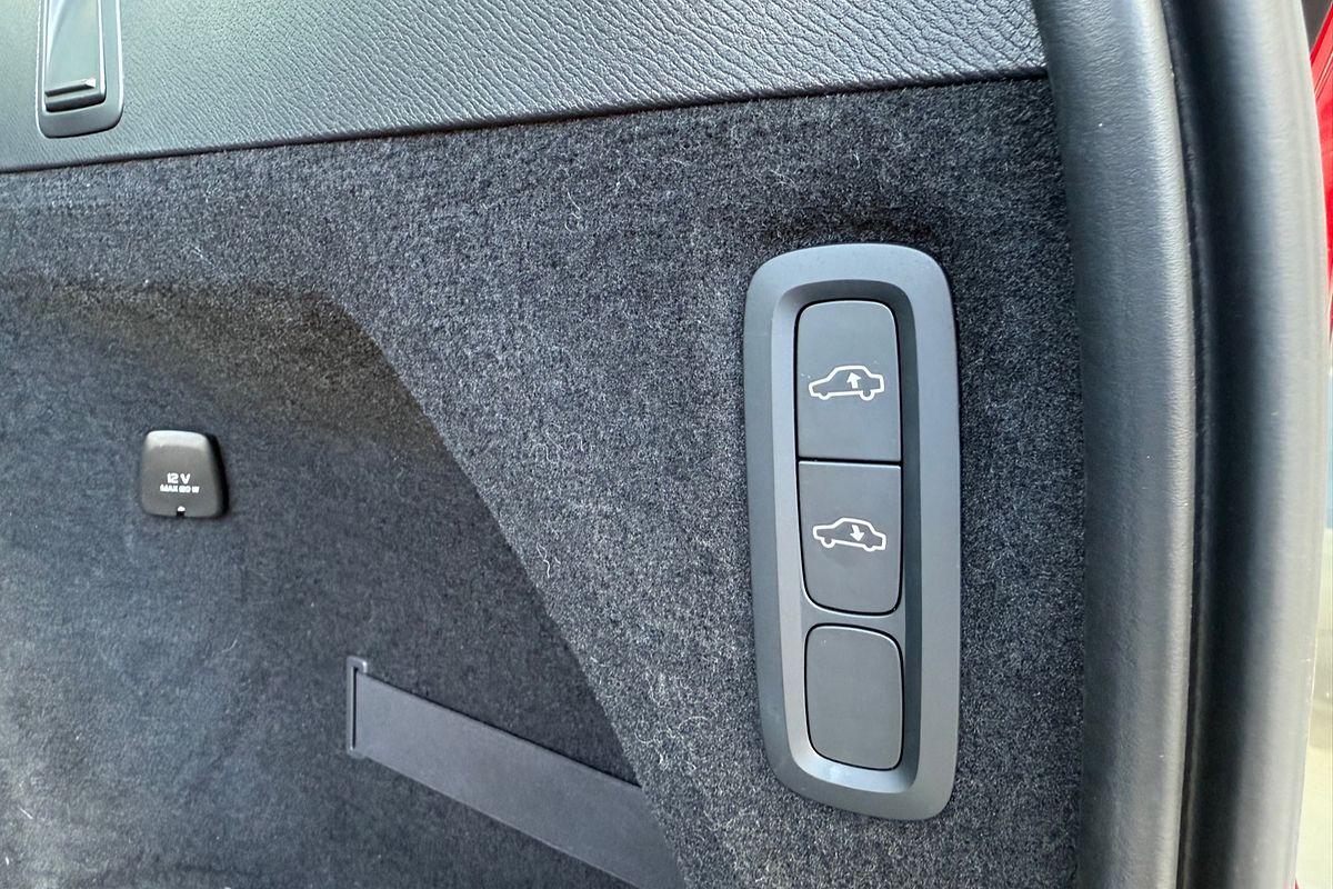 2023 Volvo XC90 Ultimate B6 Bright