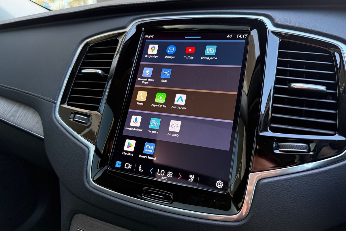 2023 Volvo XC90 Ultimate B6 Bright