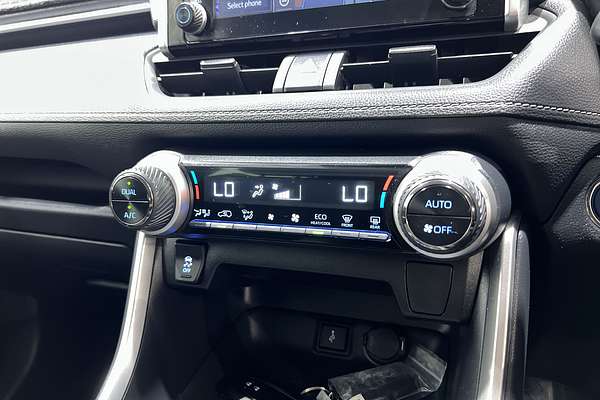 2020 Toyota RAV4 GX AXAH52R
