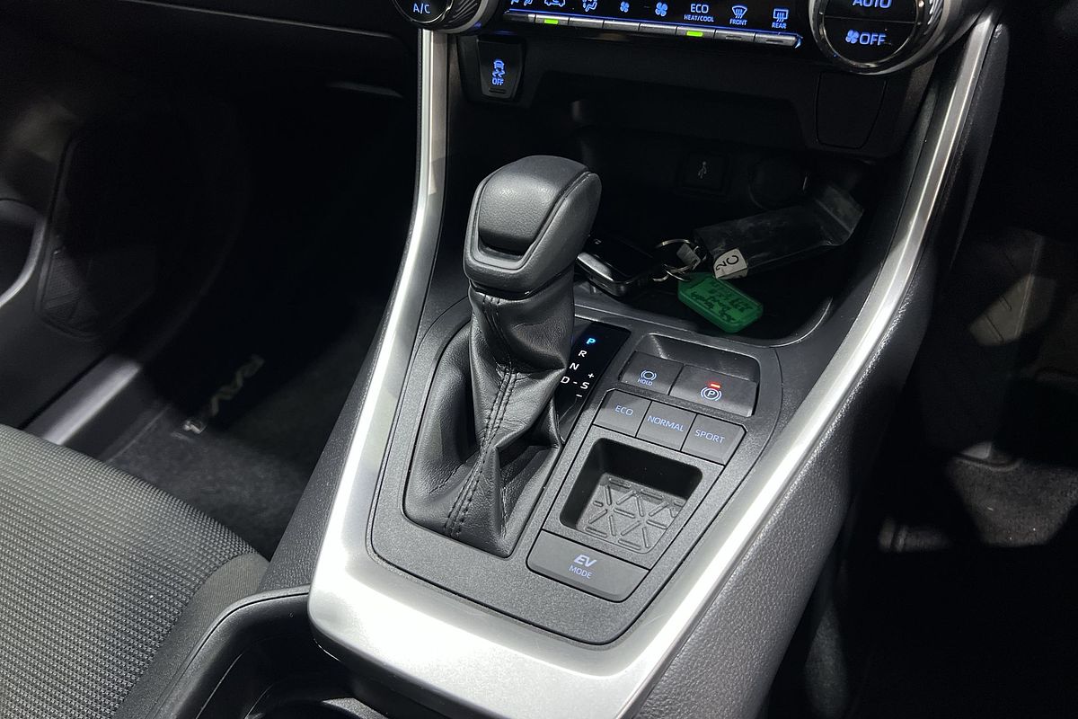 2020 Toyota RAV4 GX AXAH52R
