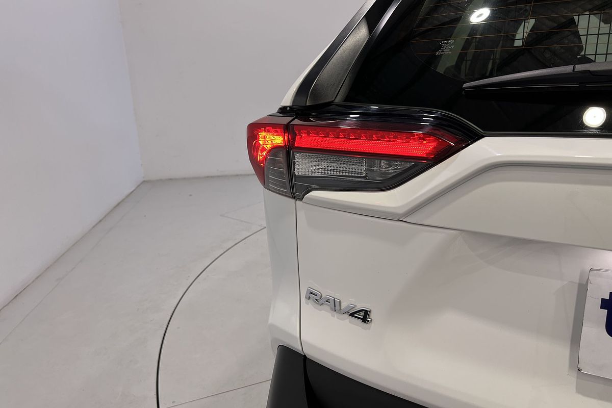 2020 Toyota RAV4 GX AXAH52R