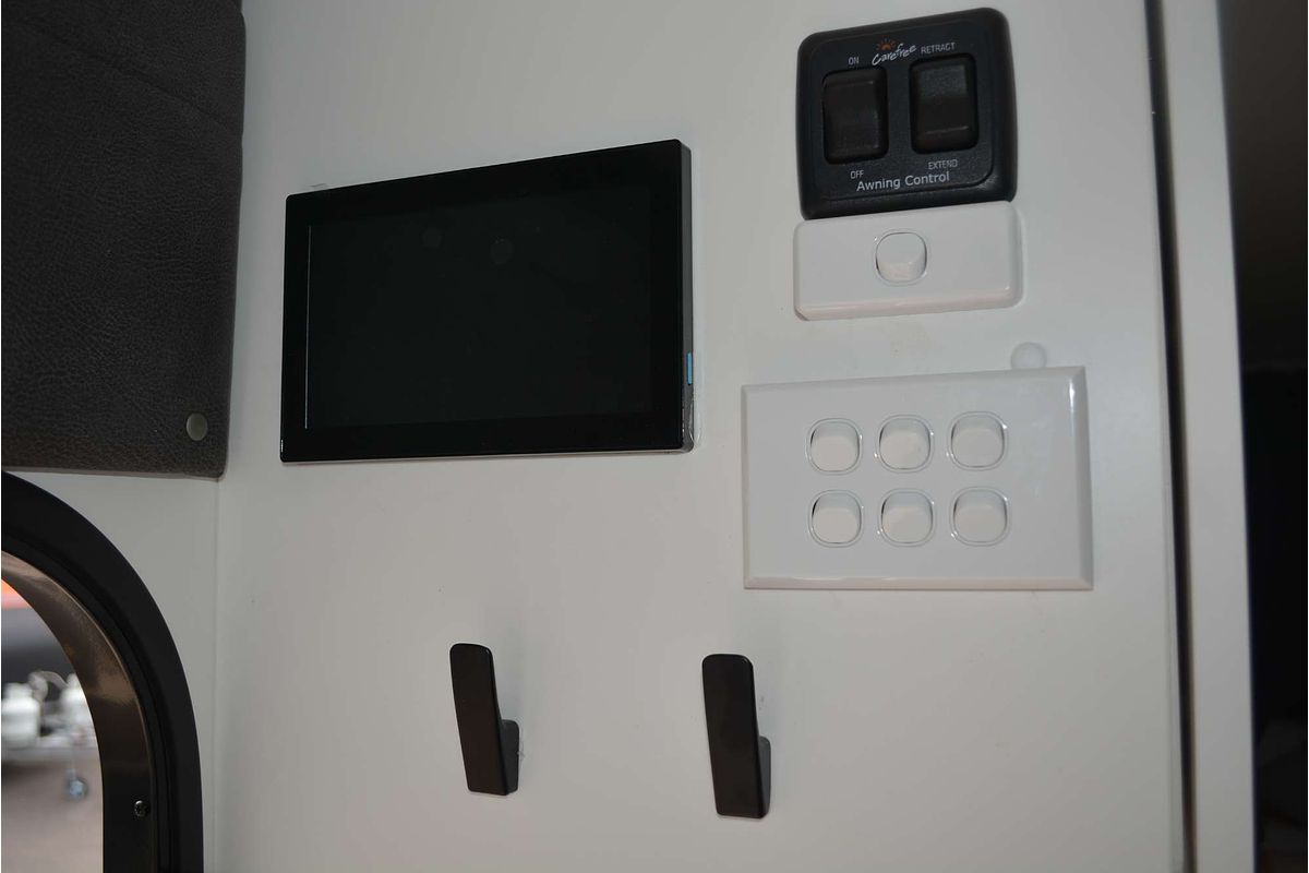 2025 New Age Oz Classic 20Ft Ensuite MY25