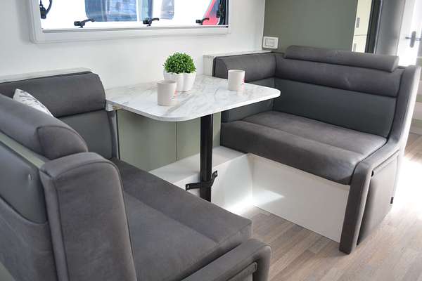 2025 New Age Oz Classic 20Ft Ensuite MY25