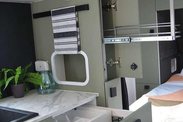 2025 New Age Oz Classic 20Ft Ensuite MY25