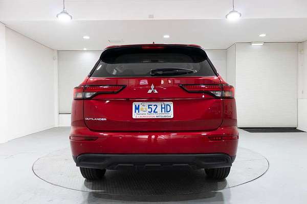 2024 Mitsubishi Outlander ES ZM