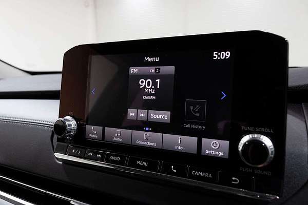 2024 Mitsubishi Outlander ES ZM