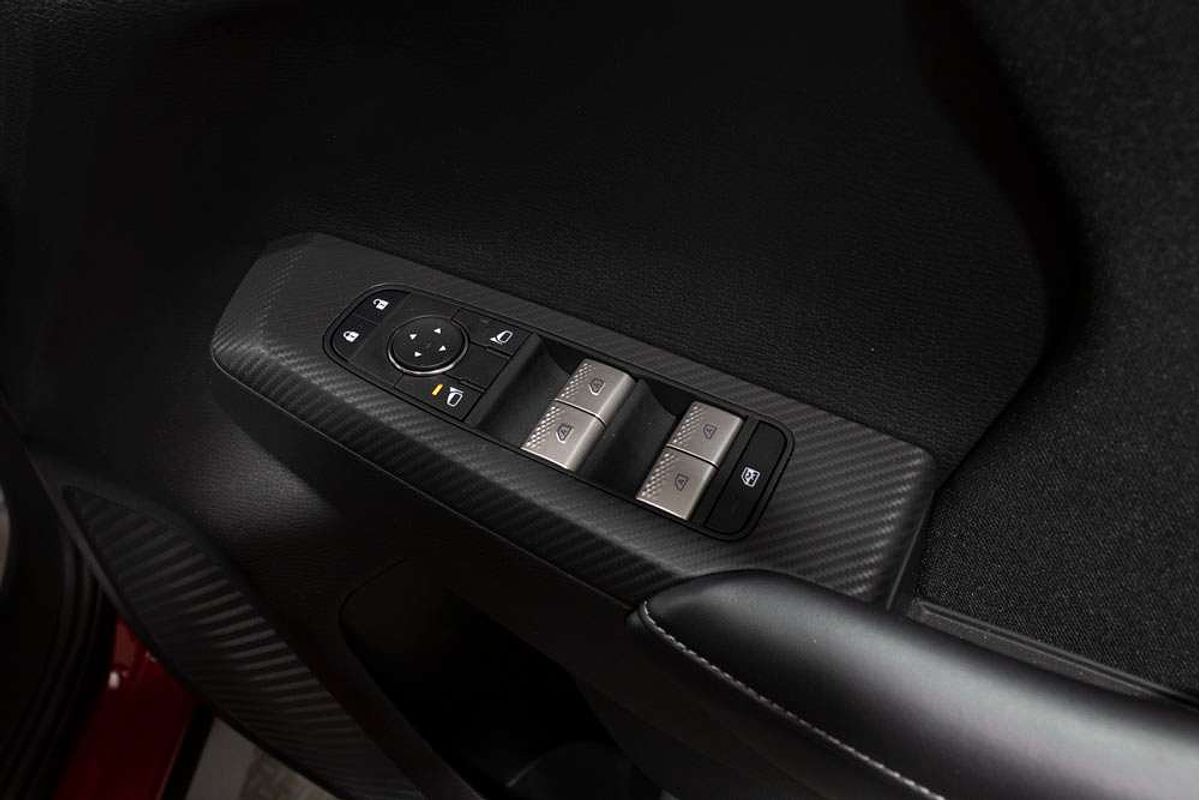 2024 Mitsubishi ZM Outlander ES 2.5L CVT 2WD 7ST