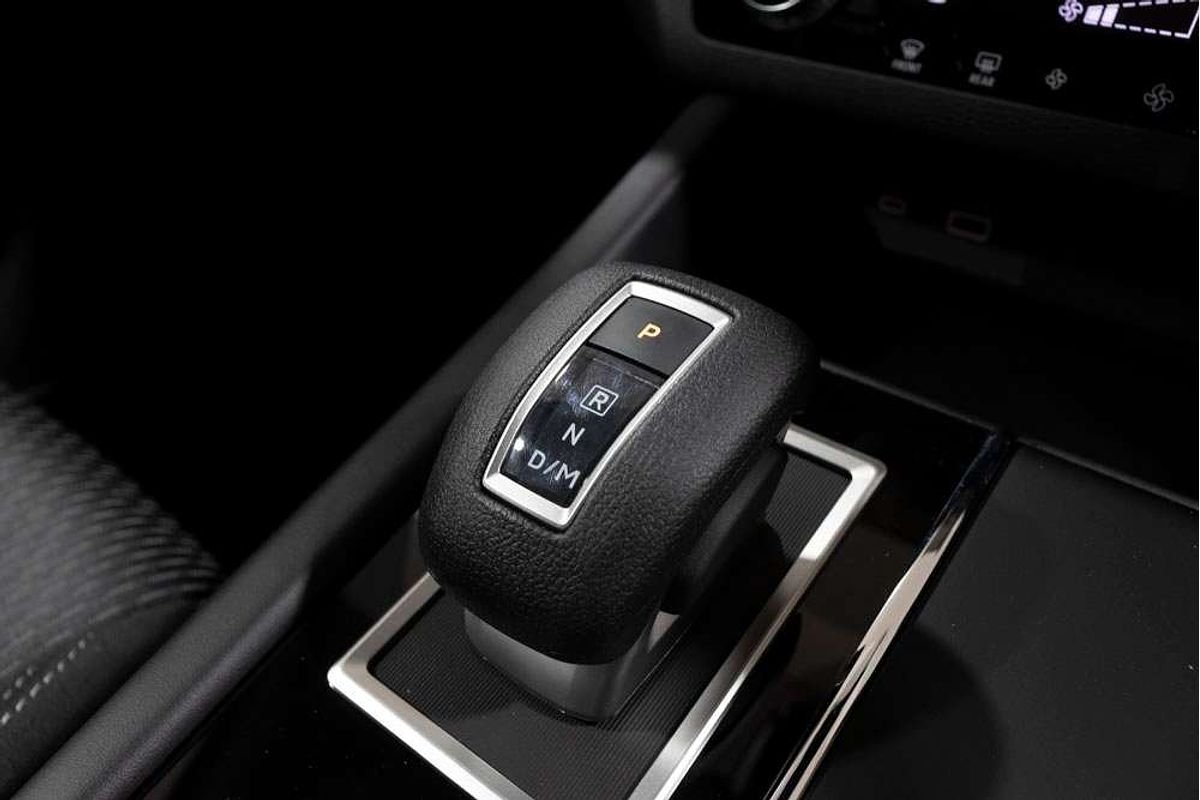 2024 Mitsubishi ZM Outlander ES 2.5L CVT 2WD 7ST