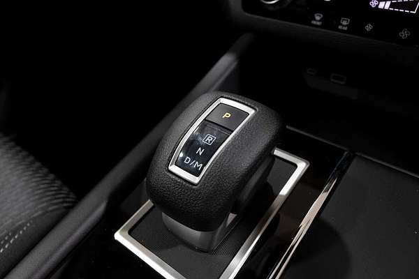 2024 Mitsubishi Outlander ES ZM