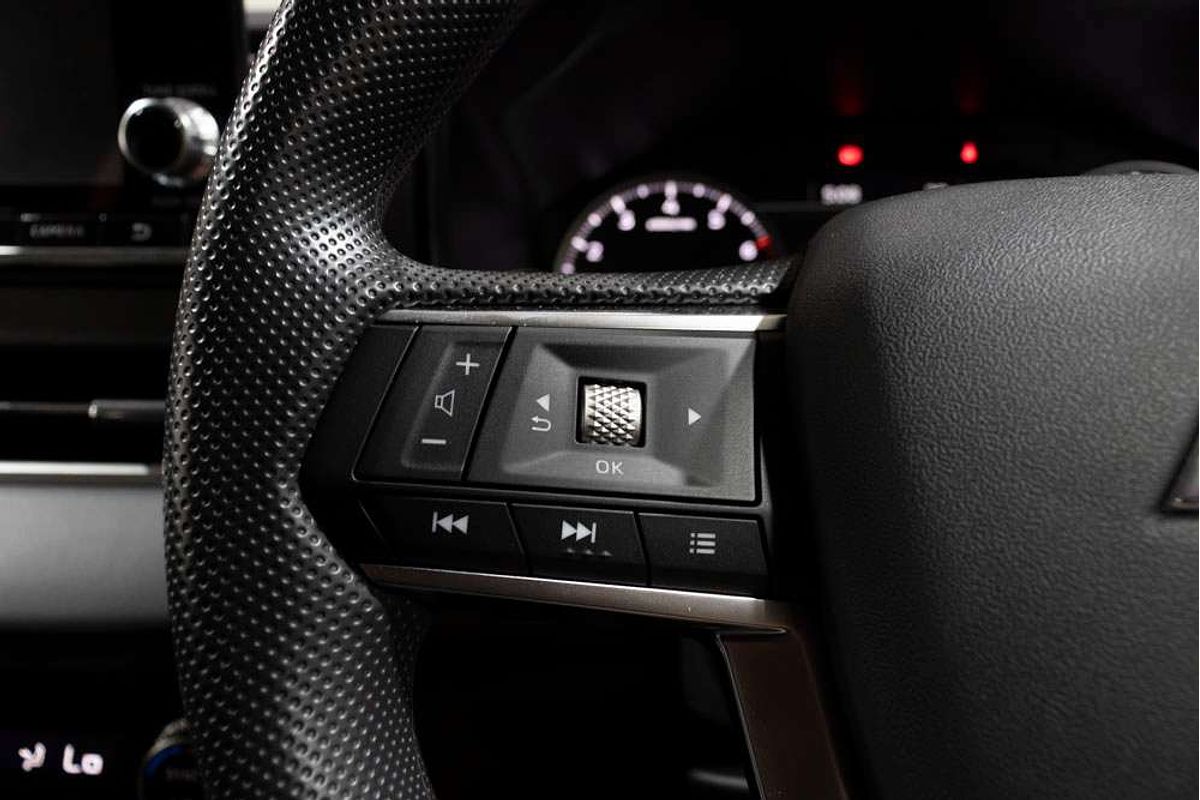 2024 Mitsubishi ZM Outlander ES 2.5L CVT 2WD 7ST