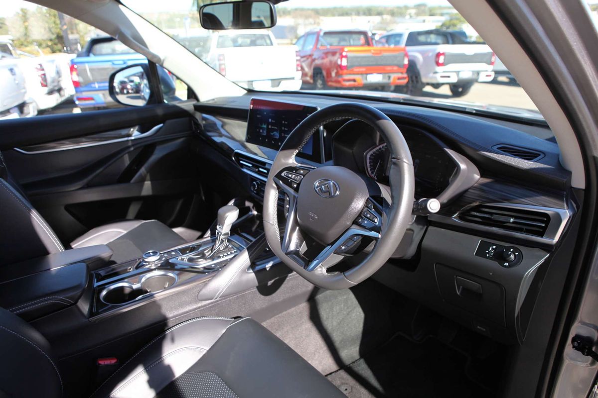 2023 LDV D90 Executive SV9A