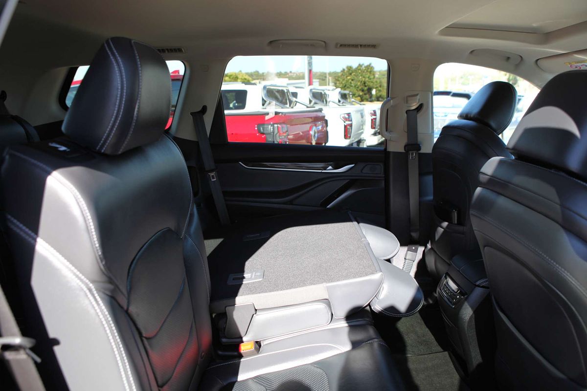 2023 LDV D90 Executive SV9A