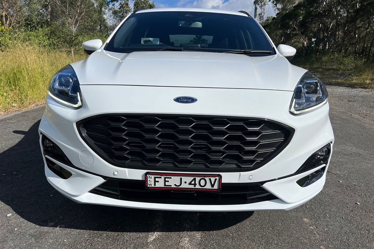 2023 Ford Escape ST-Line ZH