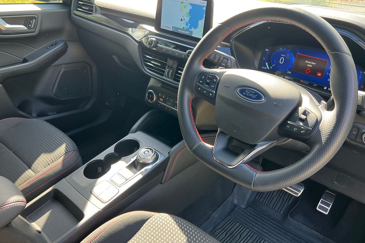 2023 Ford Escape ST-Line ZH