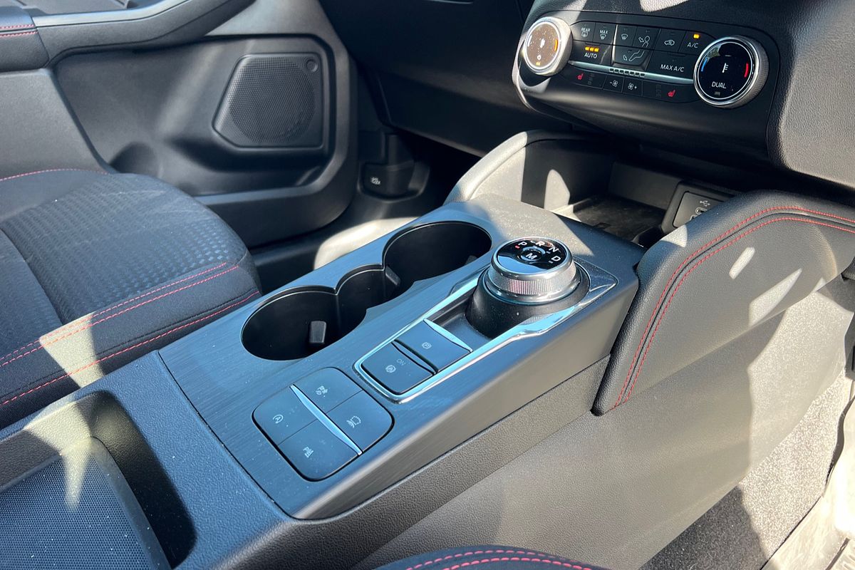 2023 Ford Escape ST-Line ZH