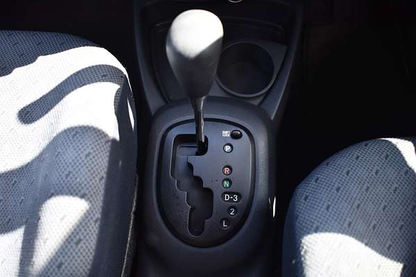 2011 Toyota Yaris YR NCP90R