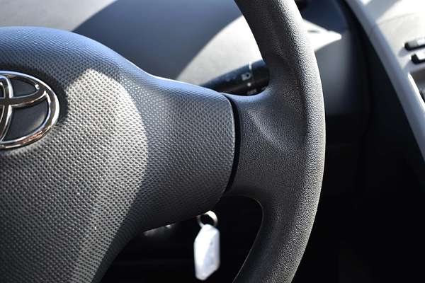 2011 Toyota Yaris YR NCP90R