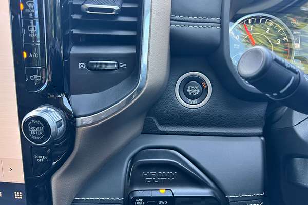 2024 RAM 2500 Laramie DJ 4X4
