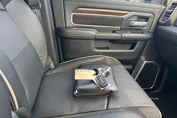 2024 RAM 2500 Laramie DJ 4X4