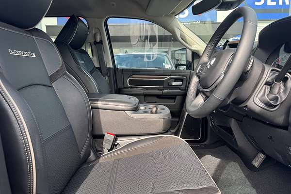 2024 RAM 2500 Laramie DJ 4X4
