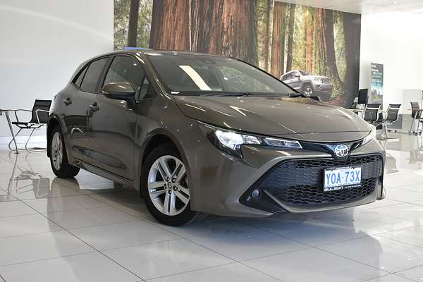 2018 Toyota Corolla Ascent Sport MZEA12R