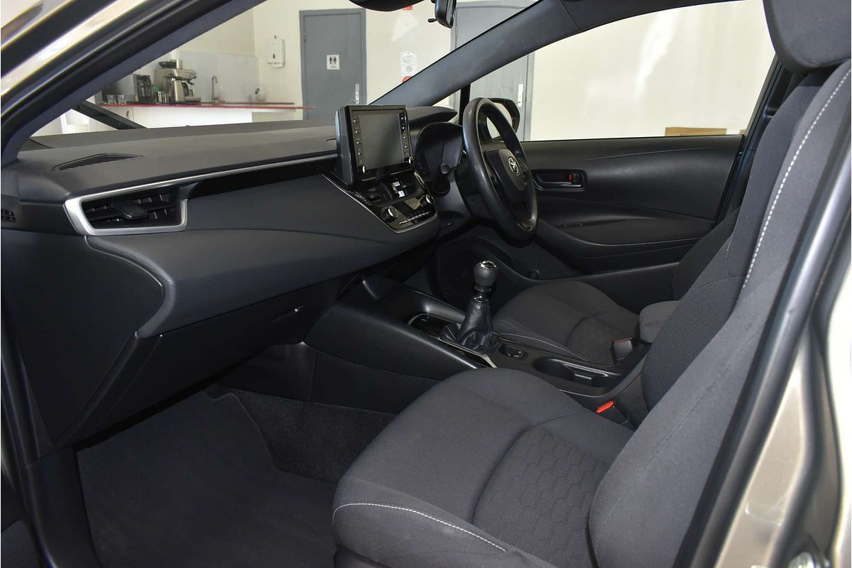 2018 Toyota Corolla Ascent Sport MZEA12R