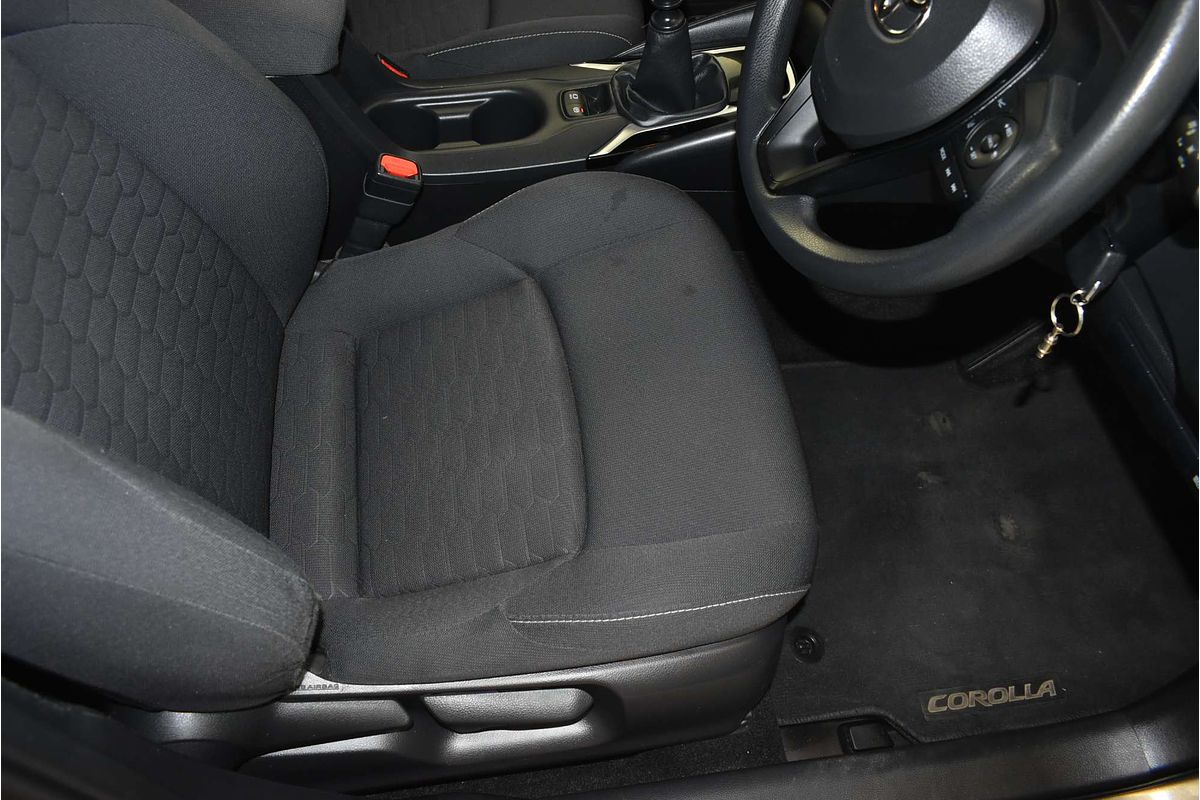 2018 Toyota Corolla Ascent Sport MZEA12R