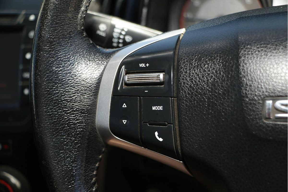 2019 Isuzu D-MAX SX 4X4