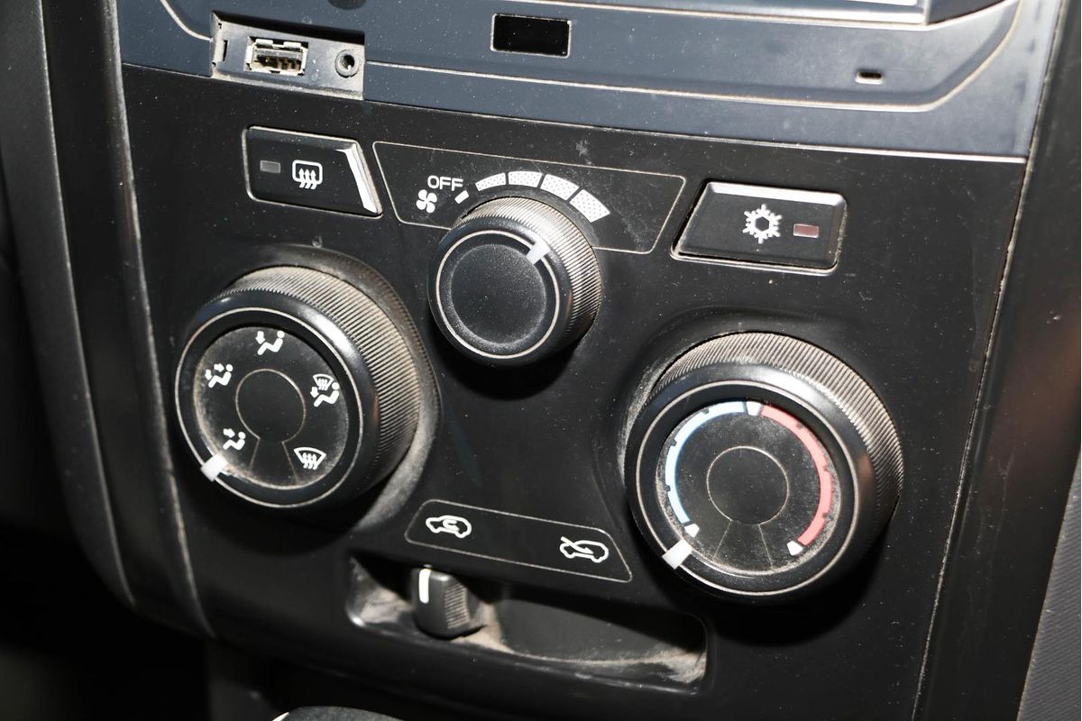 2019 Isuzu D-MAX SX 4X4