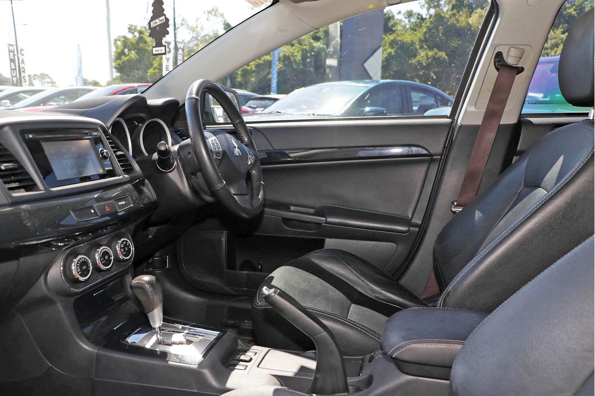2013 Mitsubishi Lancer LX CJ