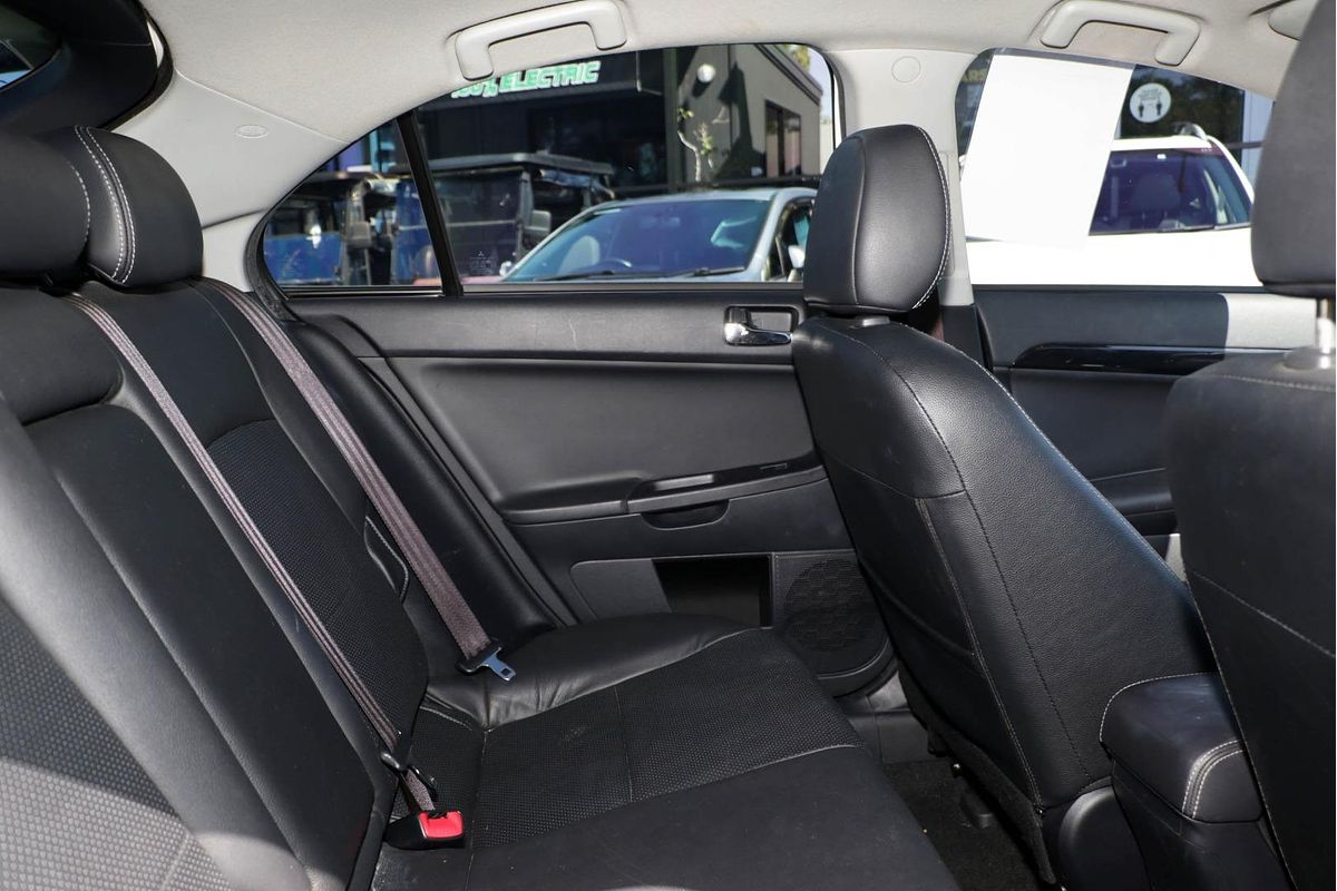 2013 Mitsubishi Lancer LX CJ