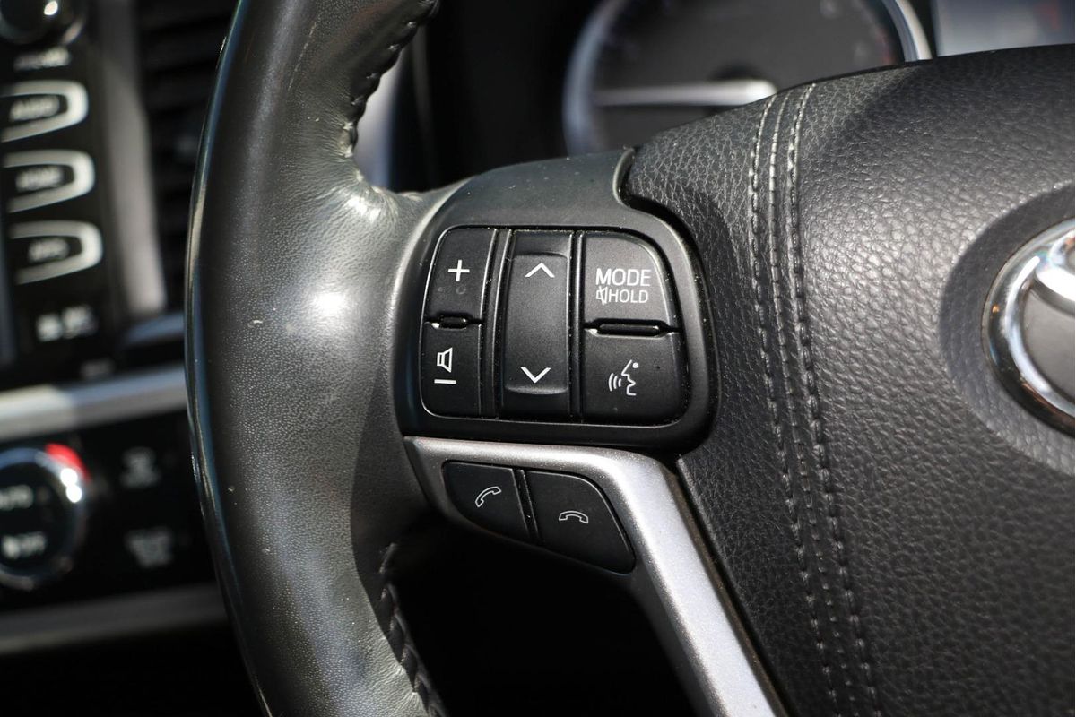2017 Toyota Kluger Grande GSU55R