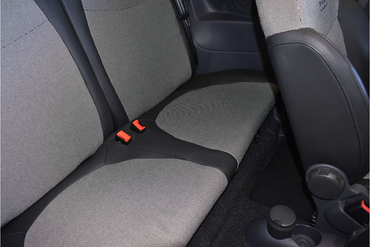 2013 Fiat 500C Lounge Series 1