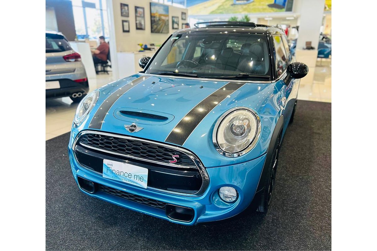 2015 MINI Hatch Cooper S F55