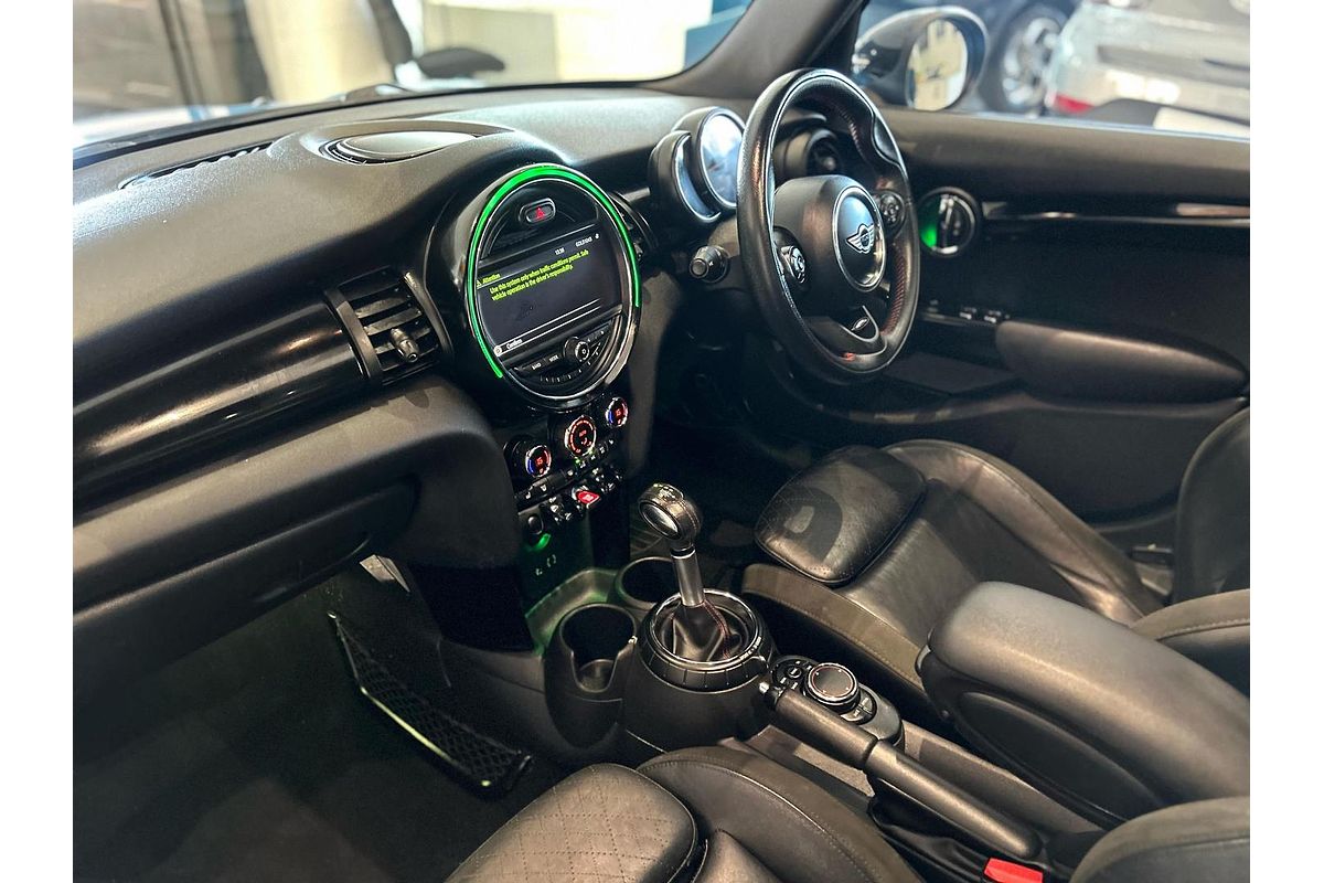 2015 MINI Hatch Cooper S F55