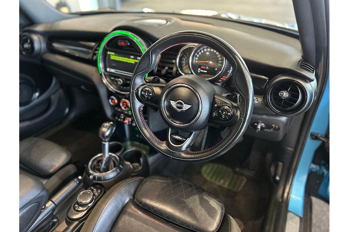 2015 MINI Hatch Cooper S F55