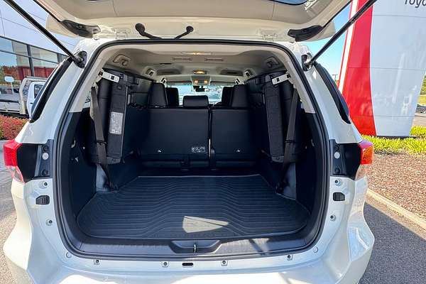 2022 Toyota Fortuner GXL GUN156R