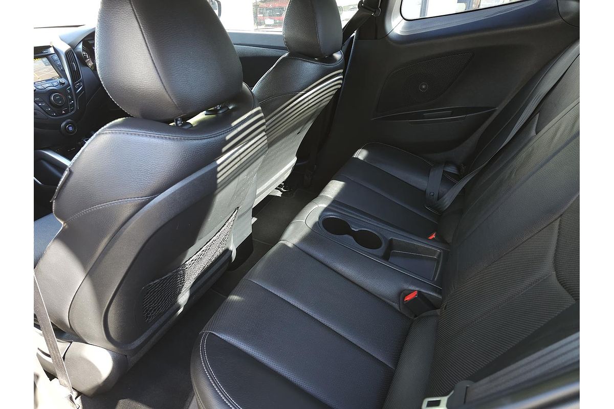 2012 Hyundai Veloster SR Turbo FS2