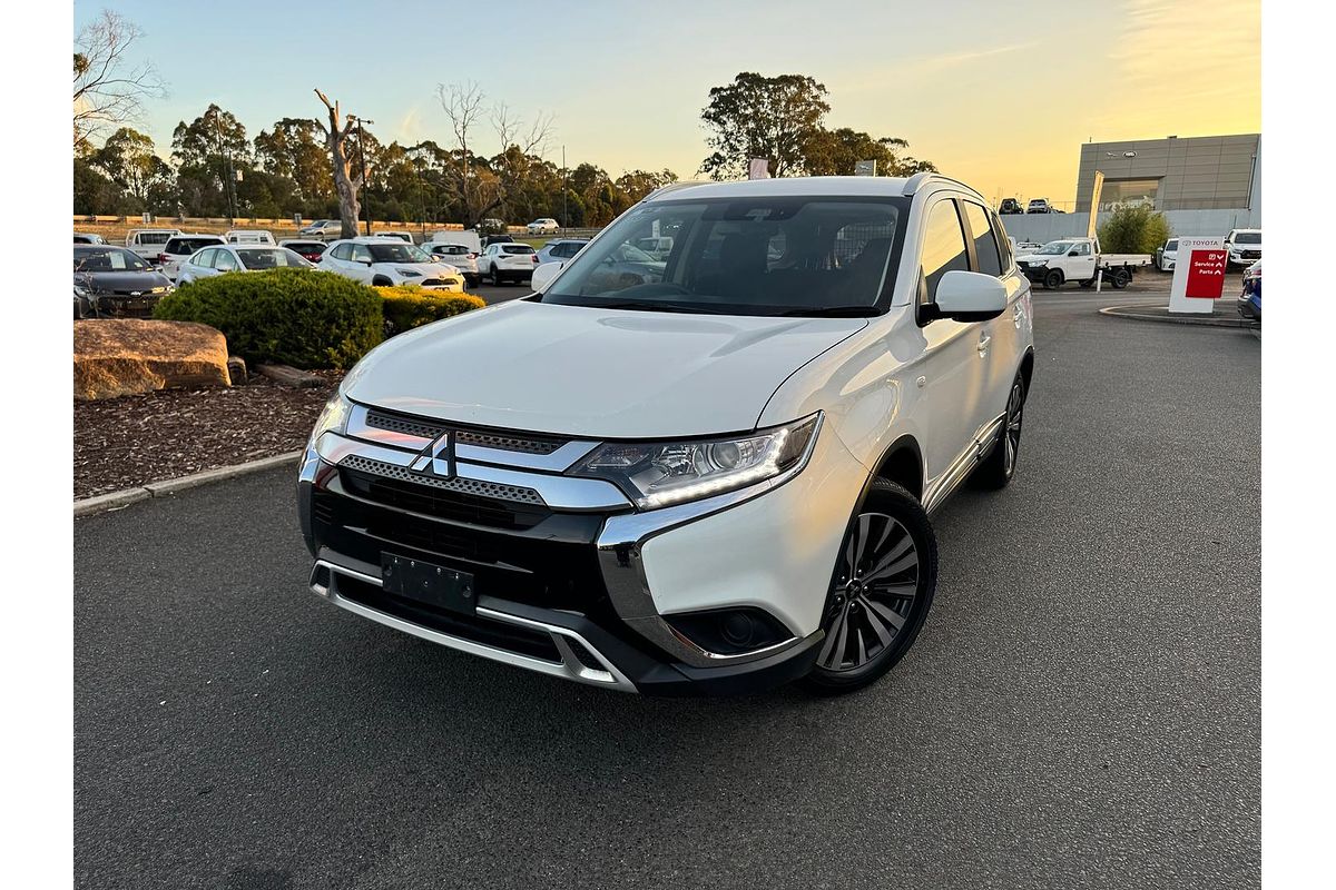 2018 Mitsubishi Outlander ES ADAS ZL