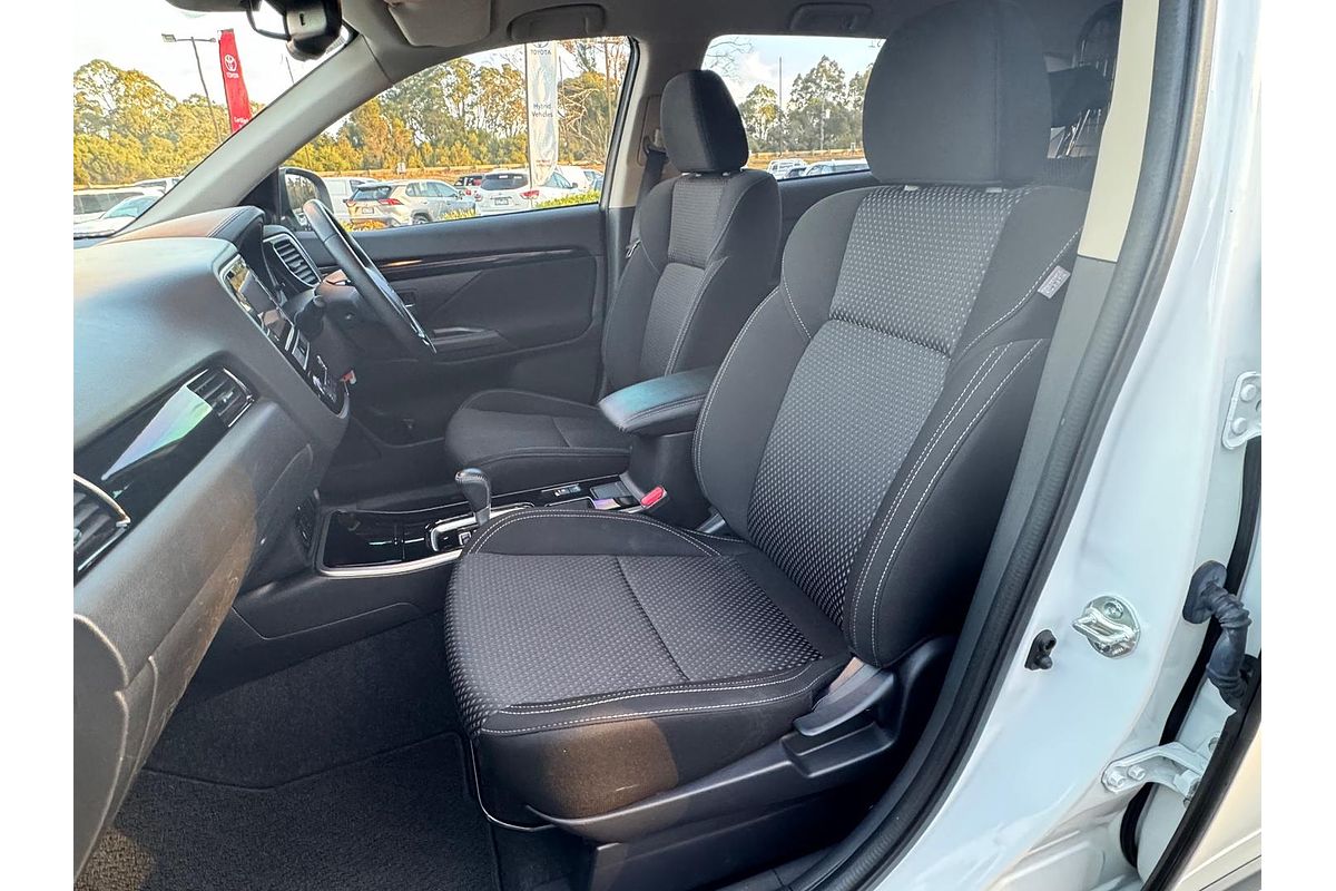 2018 Mitsubishi Outlander ES ADAS ZL